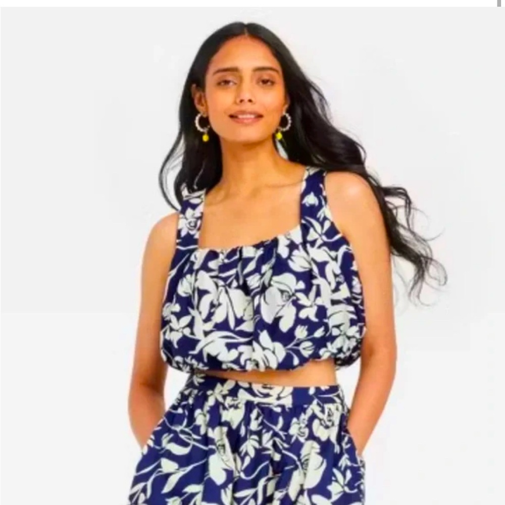 A New Day Navy and White Floral Tank Top